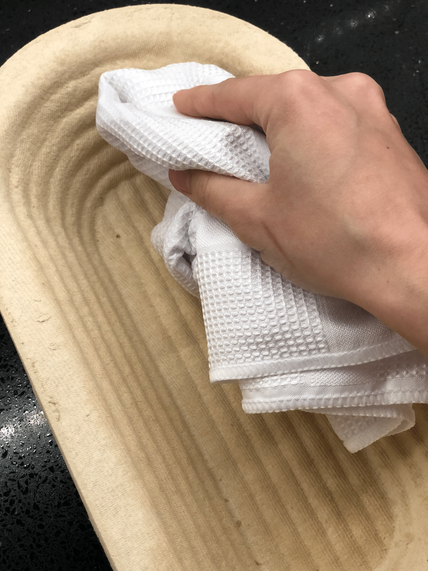 How to Prepare a Proofing Basket for the First Usage Bake Bread Be Cool